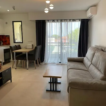 Apartament Forum Antibes