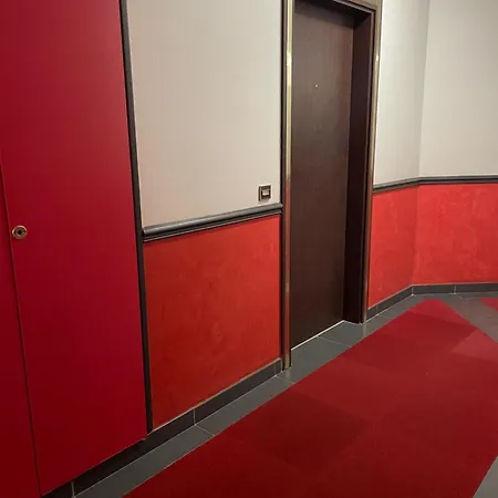 Forum Apartment *